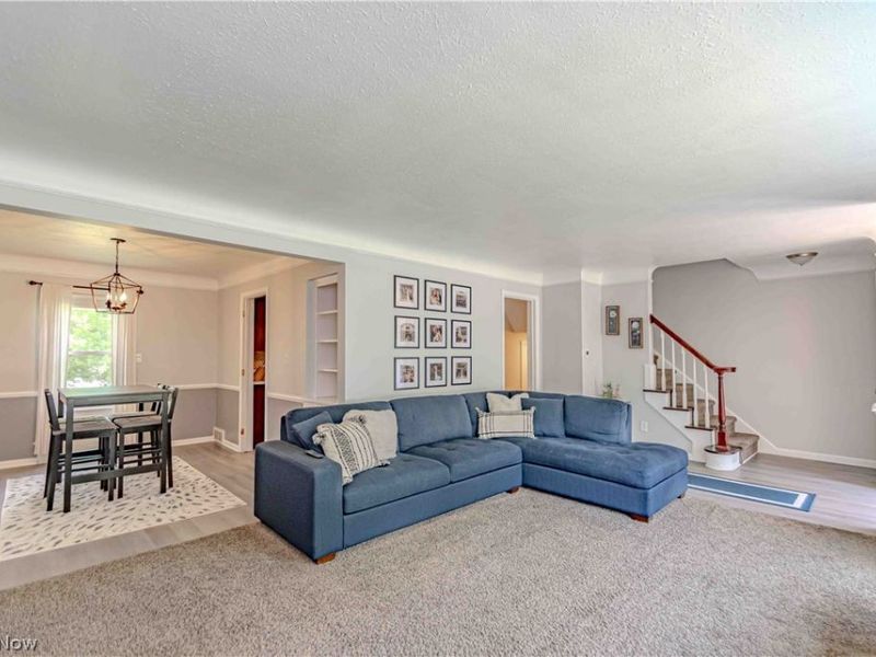 4933 Fairlawn Road , Lyndhurst, OH 44124 Photo 8