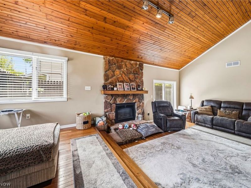 2013 Deerfield Drive, Ashtabula, OH 44004 Photo 8