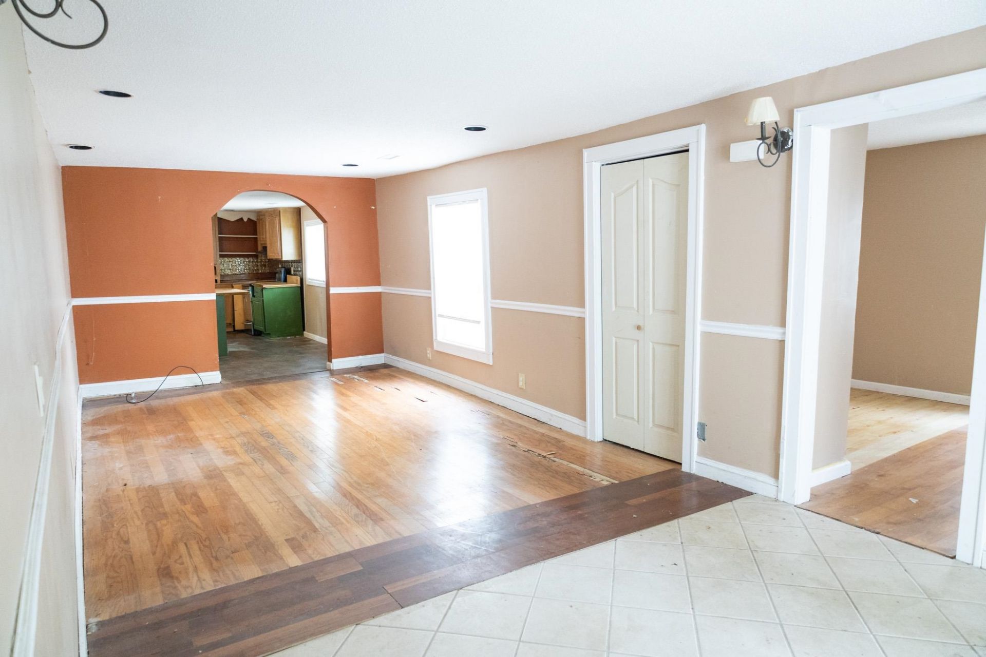 901 Palm St. Photo 6