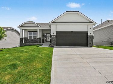 10313 S 209th Street , Gretna, NE 68028