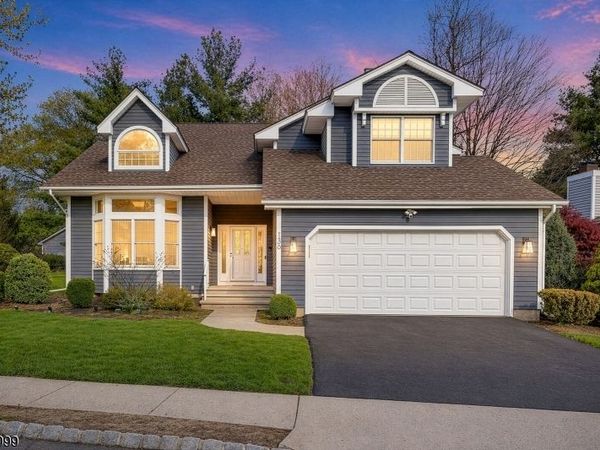 136 Autumn Ridge Rd, Bedminster, NJ 07921