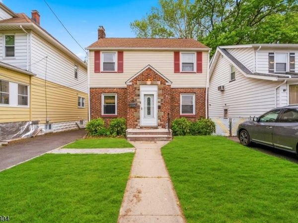 43 Smallwood Ave, Belleville, NJ 07109