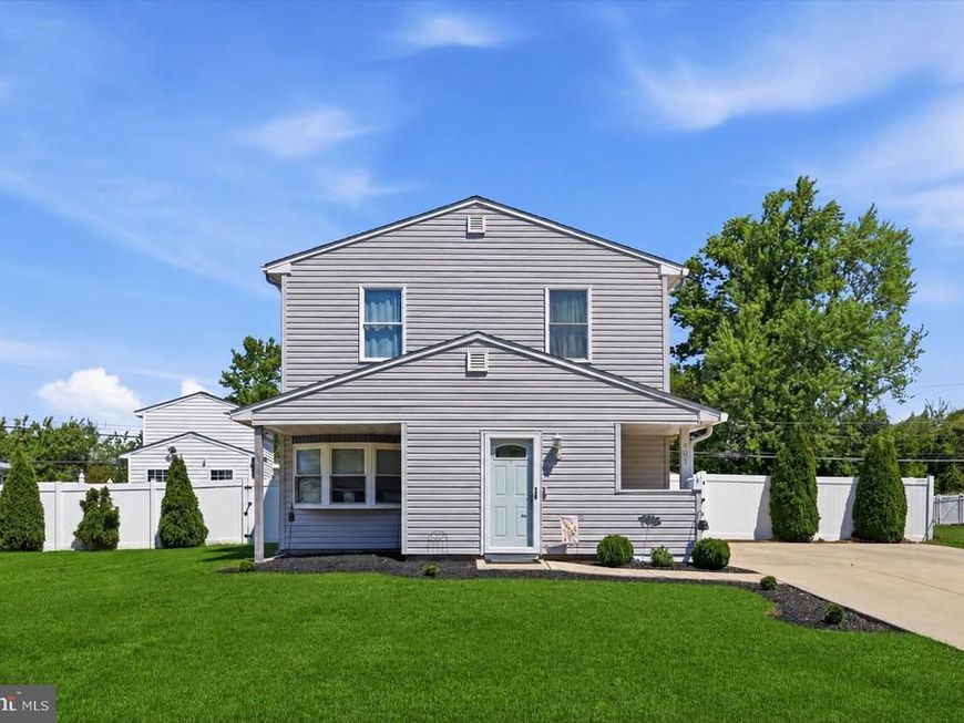 401 Stonybrook Drive , Levittown, PA 19055 Main Photo