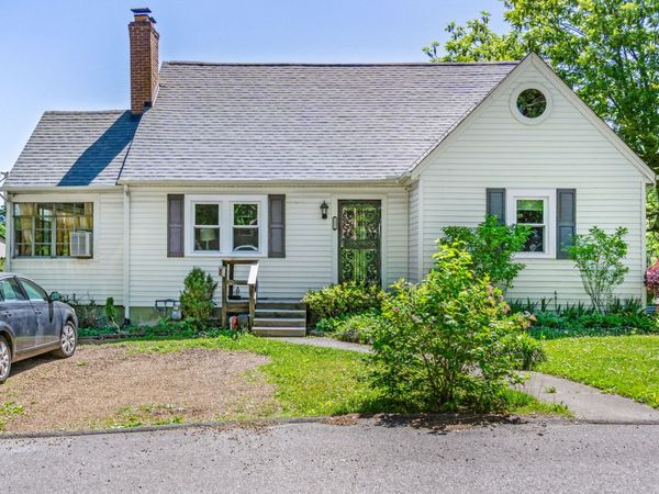 101 Davis Ave , Cookeville, TN 38501