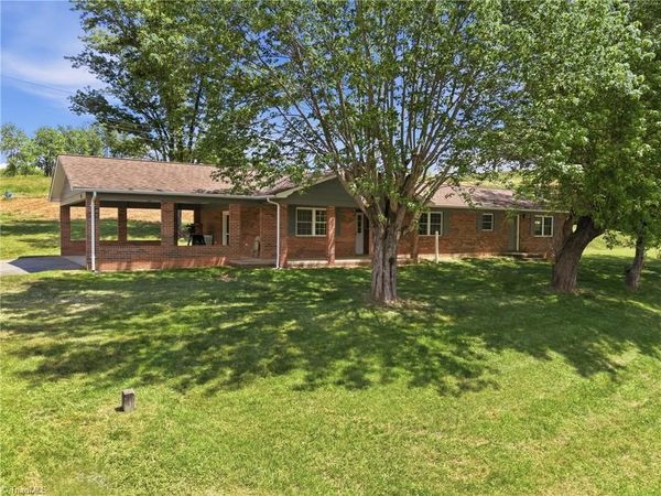 954-1 Parsonsville Road , Purlear, NC 28665