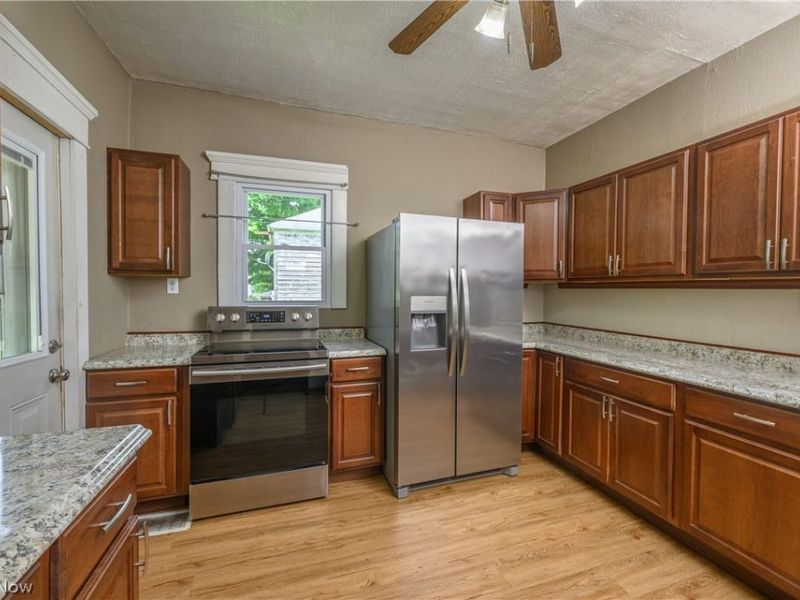 302 Main Street, Bowerston, OH 44695 Photo 16