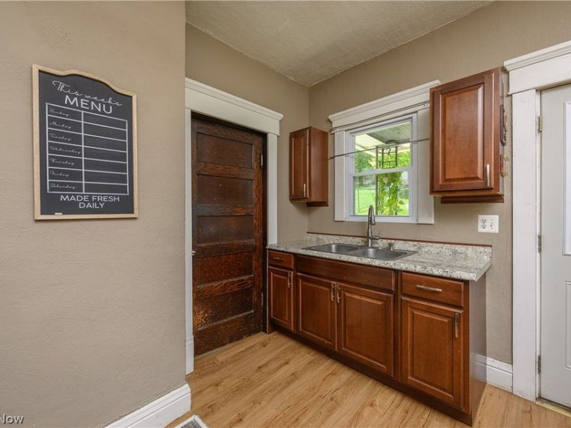 302 Main Street, Bowerston, OH 44695 Photo 17