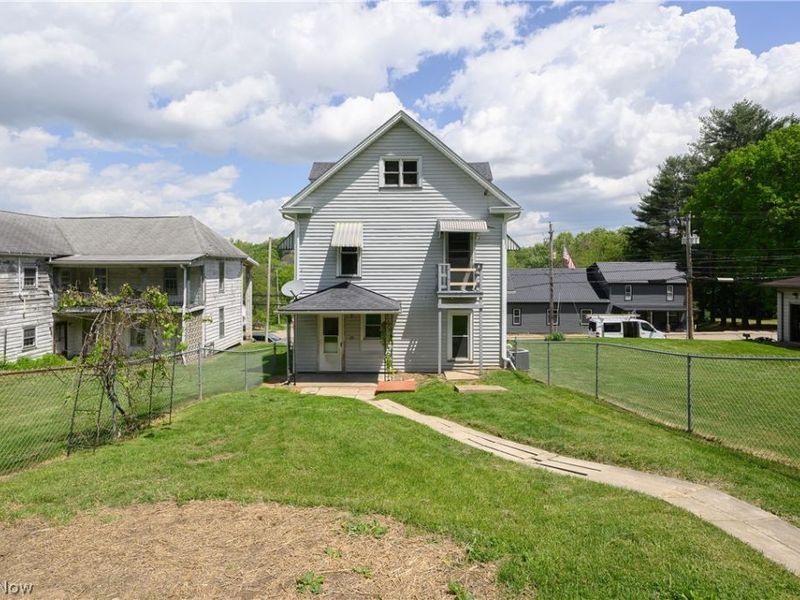 302 Main Street, Bowerston, OH 44695 Photo 2