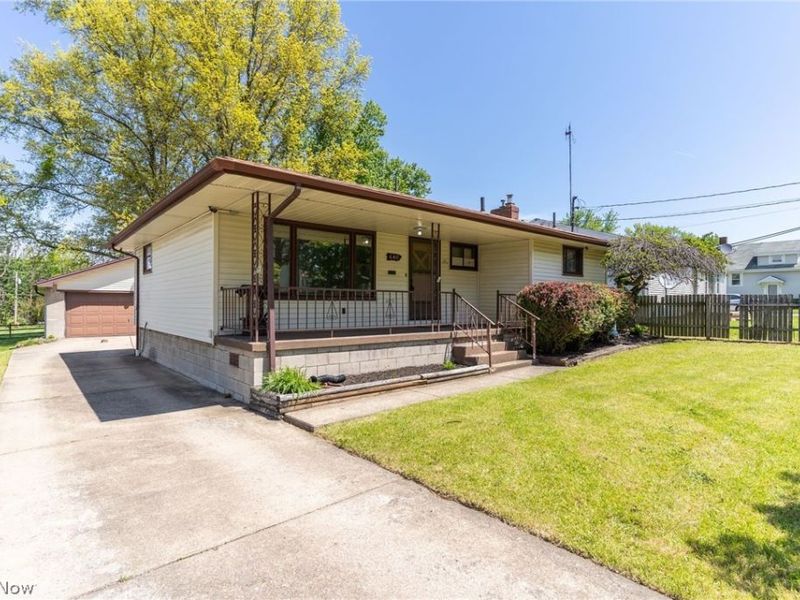 640 Tenney Avenue, Campbell, OH 44405 Photo 4