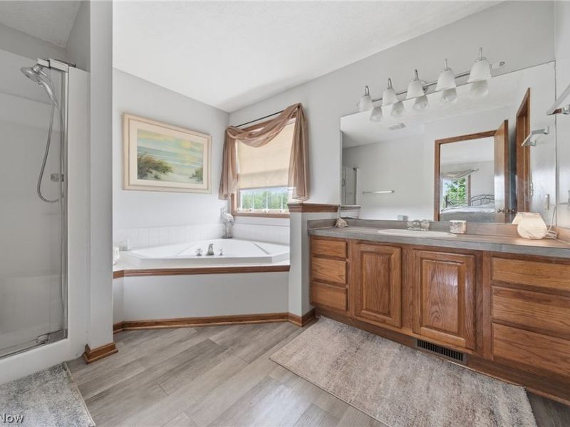 14716 Lawmont Street , North Lawrence, OH 44666 Photo 32