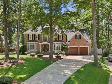 8009 Selfridge Court, Raleigh, NC 27615