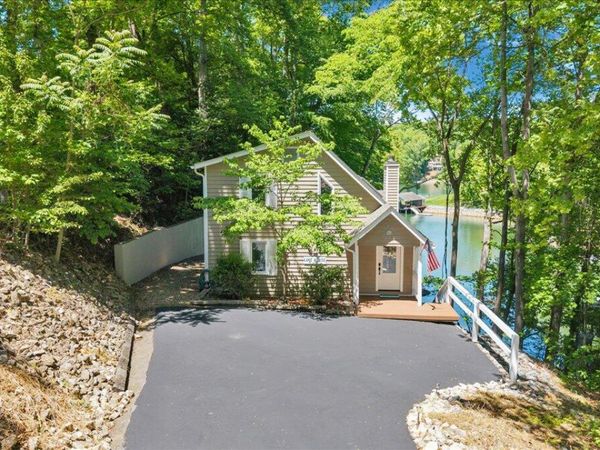 1101 ANGELA CT , Moneta, VA 24121