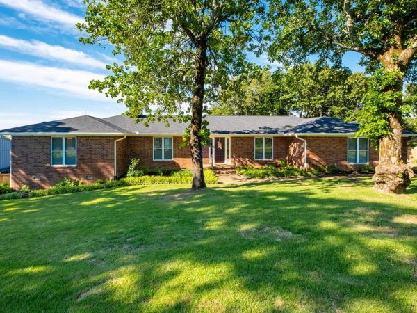 13241 Rivercrest Drive , Little Rock, AR 72212