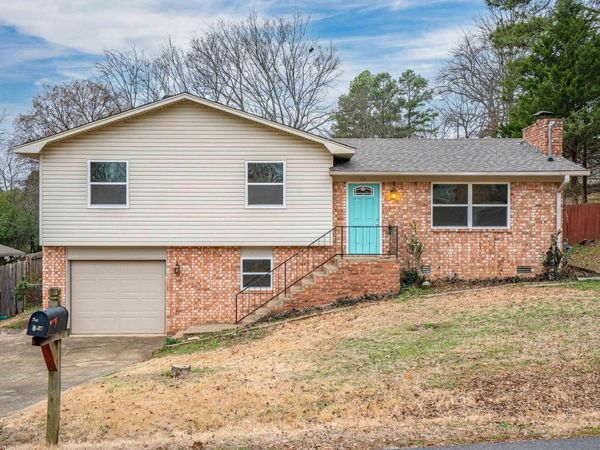 204 Gladstone Street , Hot Springs, AR 71913
