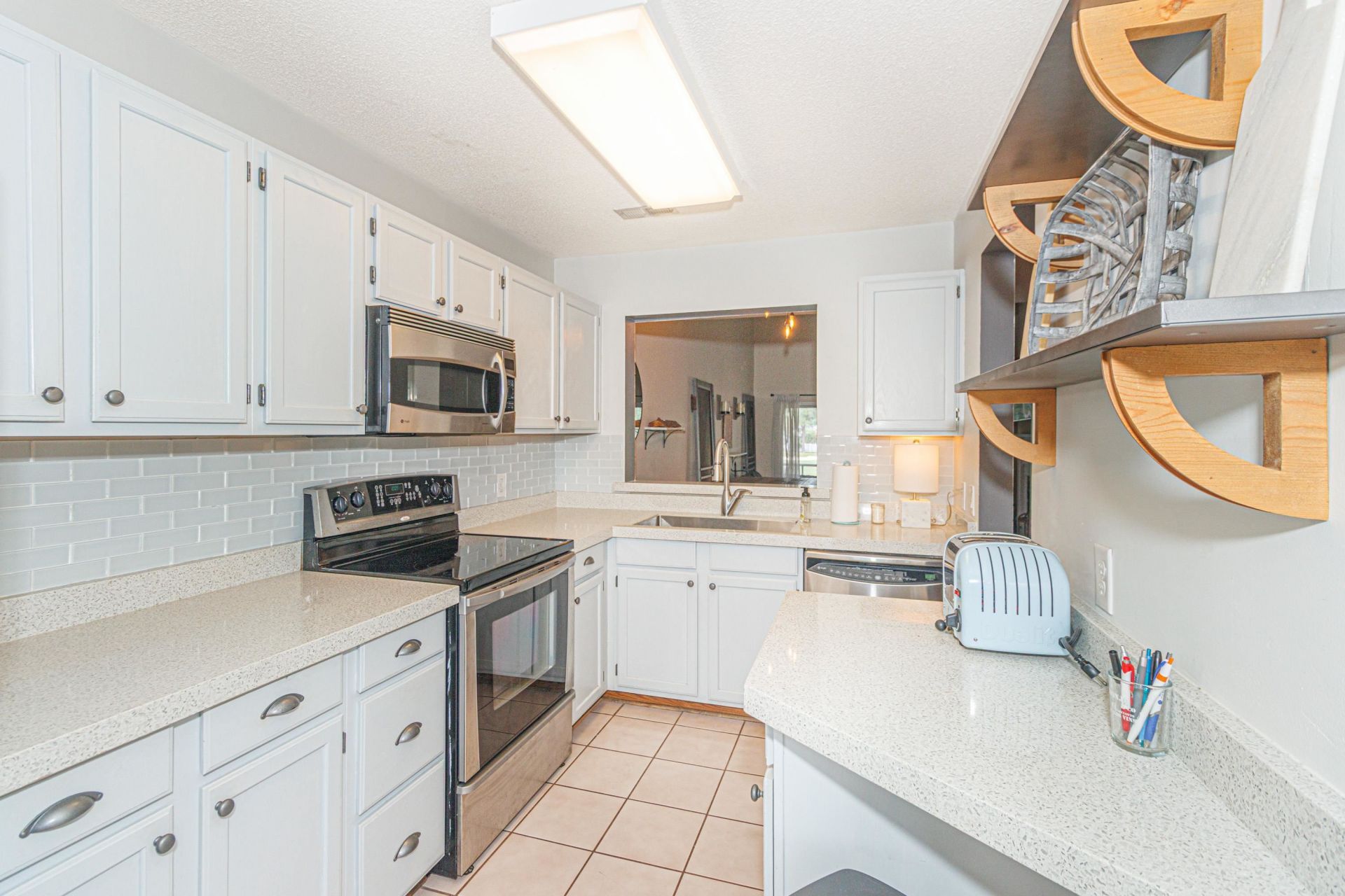 3847 Myrtle Pointe Dr. Photo 14
