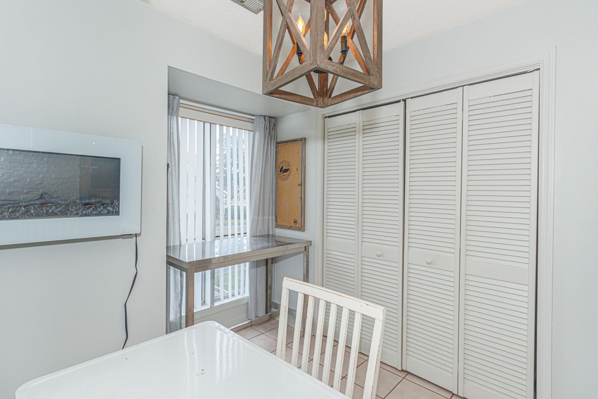 3847 Myrtle Pointe Dr. Photo 16