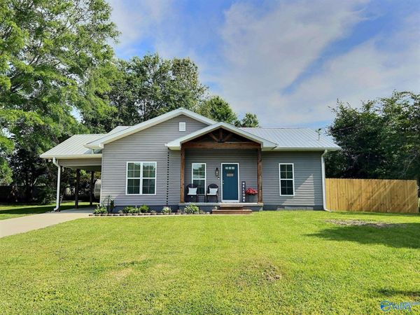 7860 April Lane, Hokes Bluff, AL 35903