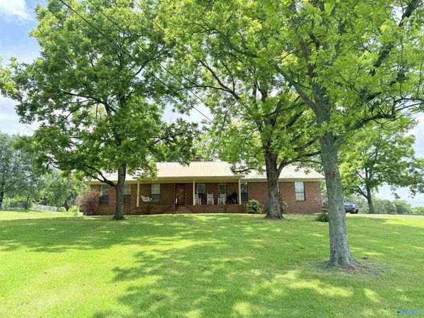 2143 Union Grove Road, Guntersville, AL 35976