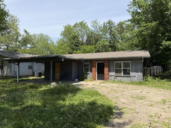 2629 W Phelps Street , Springfield, MO 65802