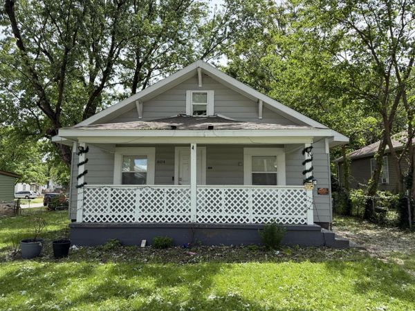 804 W Locust Street , Springfield, MO 65803