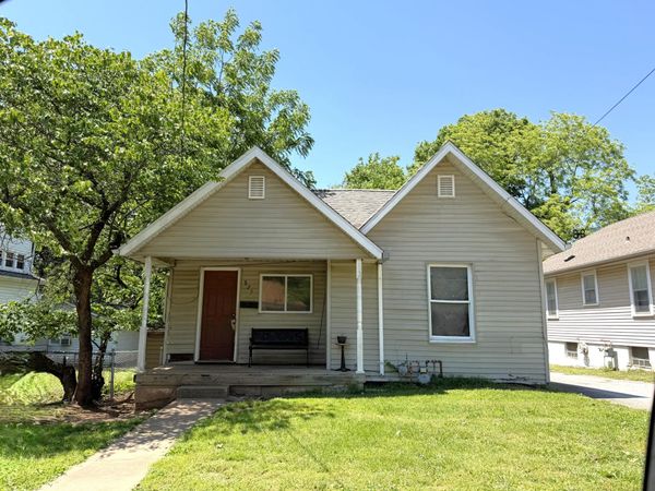 825 S Fort Avenue , Springfield, MO 65806