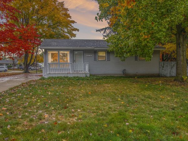 3312 Lincoln Street, Norton Shores, MI 49441