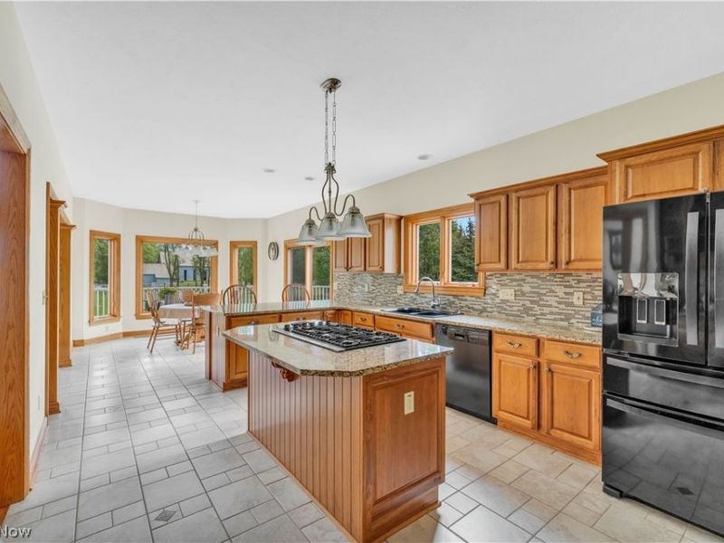 6875 Spring Glen Drive , Valley City, OH 44280 Photo 15