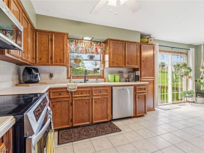 9085 Willowdale Avenue SE, Magnolia, OH 44643 Photo 14