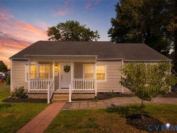 323 Washington Avenue, Colonial Heights, VA 23834