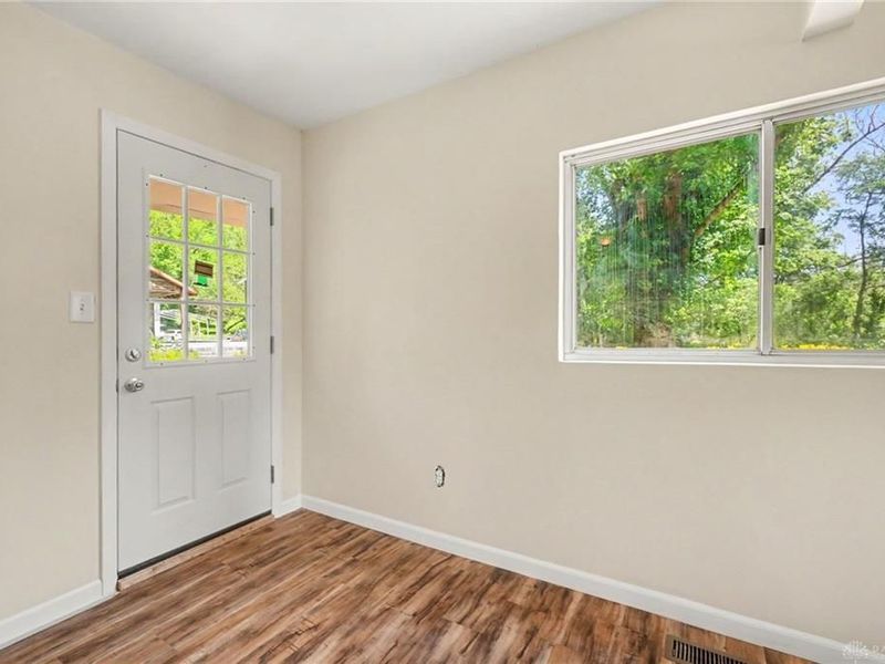 8547 Davis Road, Maineville, OH 45039 Photo 13