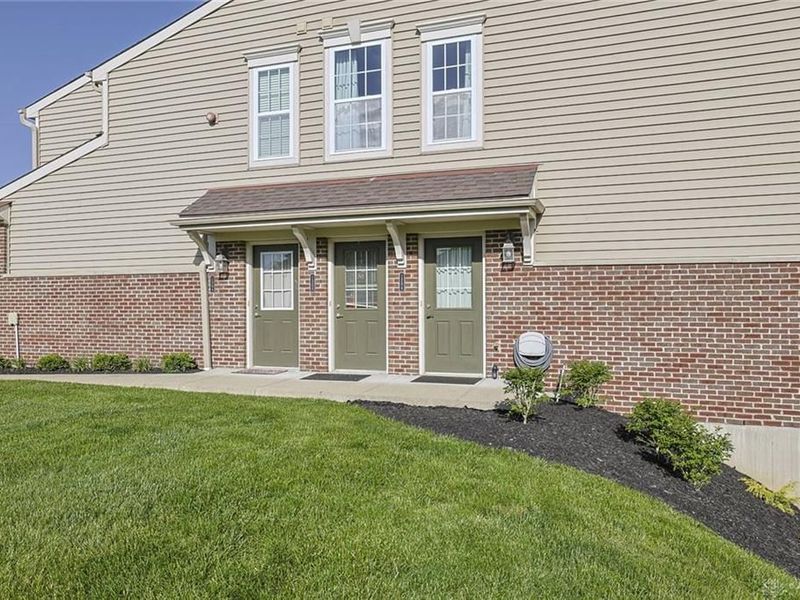 1296 Shadowood Trail, Maineville, OH 45039 Photo 3