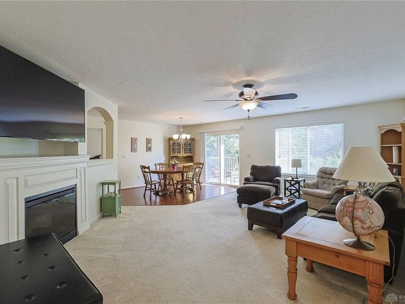 1296 Shadowood Trail, Maineville, OH 45039 Photo 7