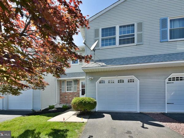 118 JONATHAN DRIVE, NORTH WALES, PA 19454