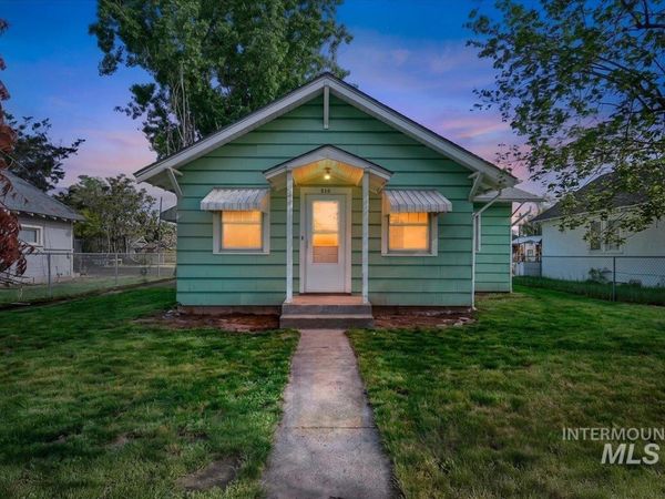 510 E 5th Street, Emmett, ID 83617