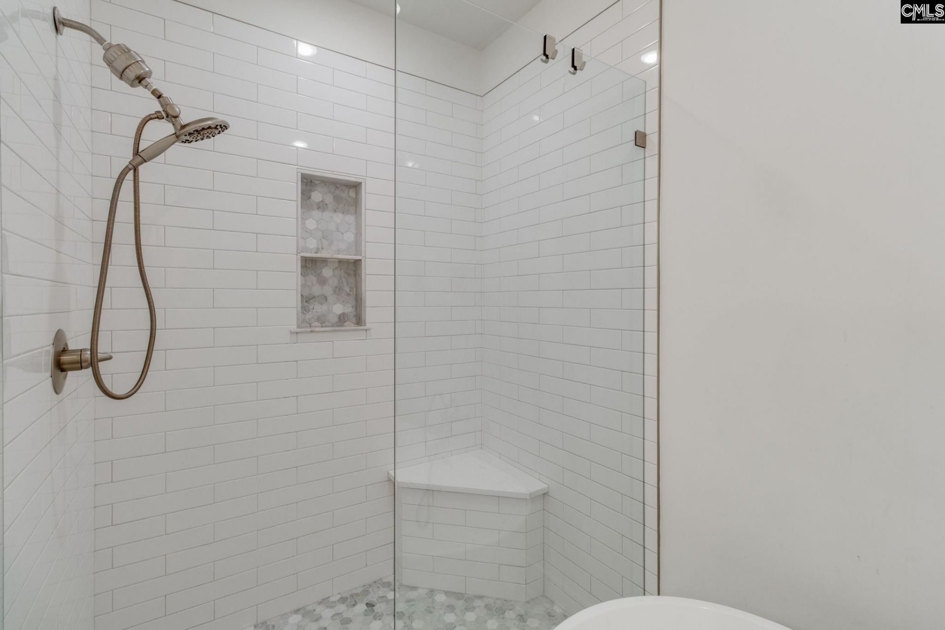 471 Mustang Road  Photo 23