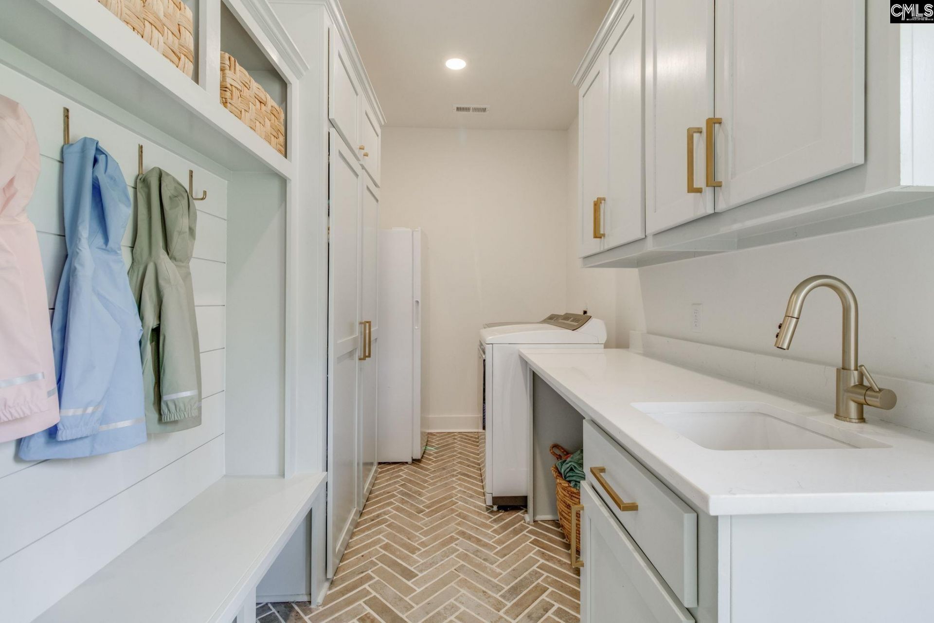471 Mustang Road Photo 31