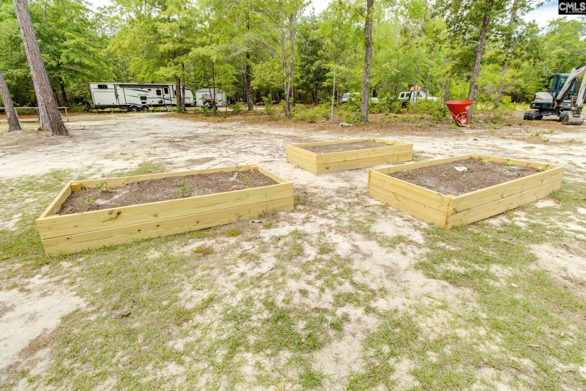 471 Mustang Road Photo 37
