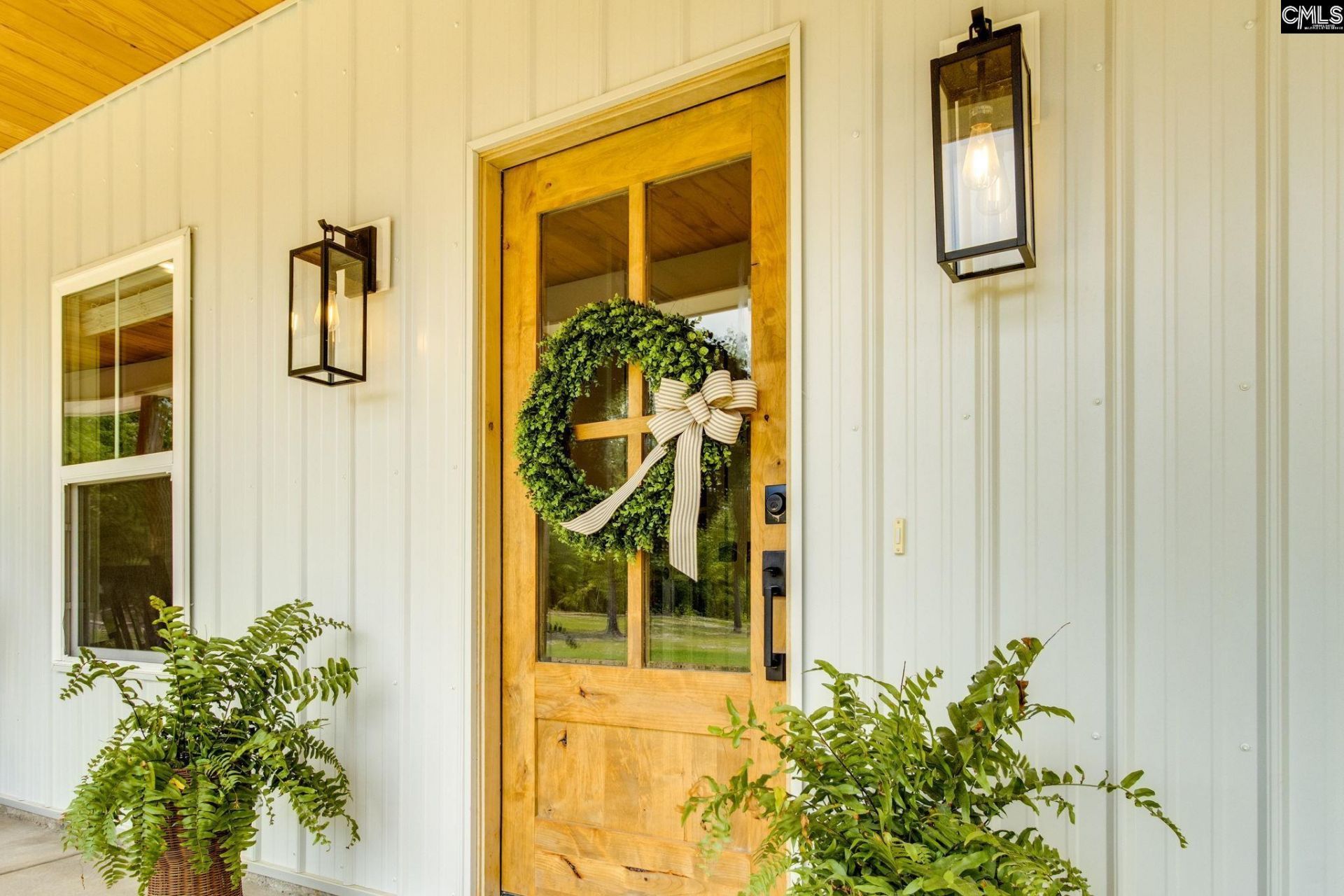 471 Mustang Road Photo 7
