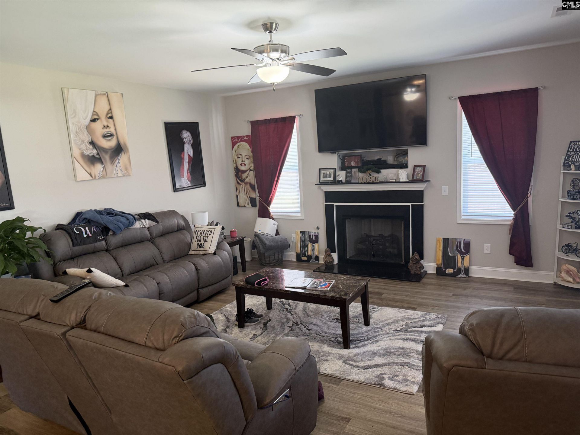 222 Sophie Court Photo 13