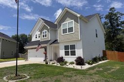 222 Sophie Court photo 4