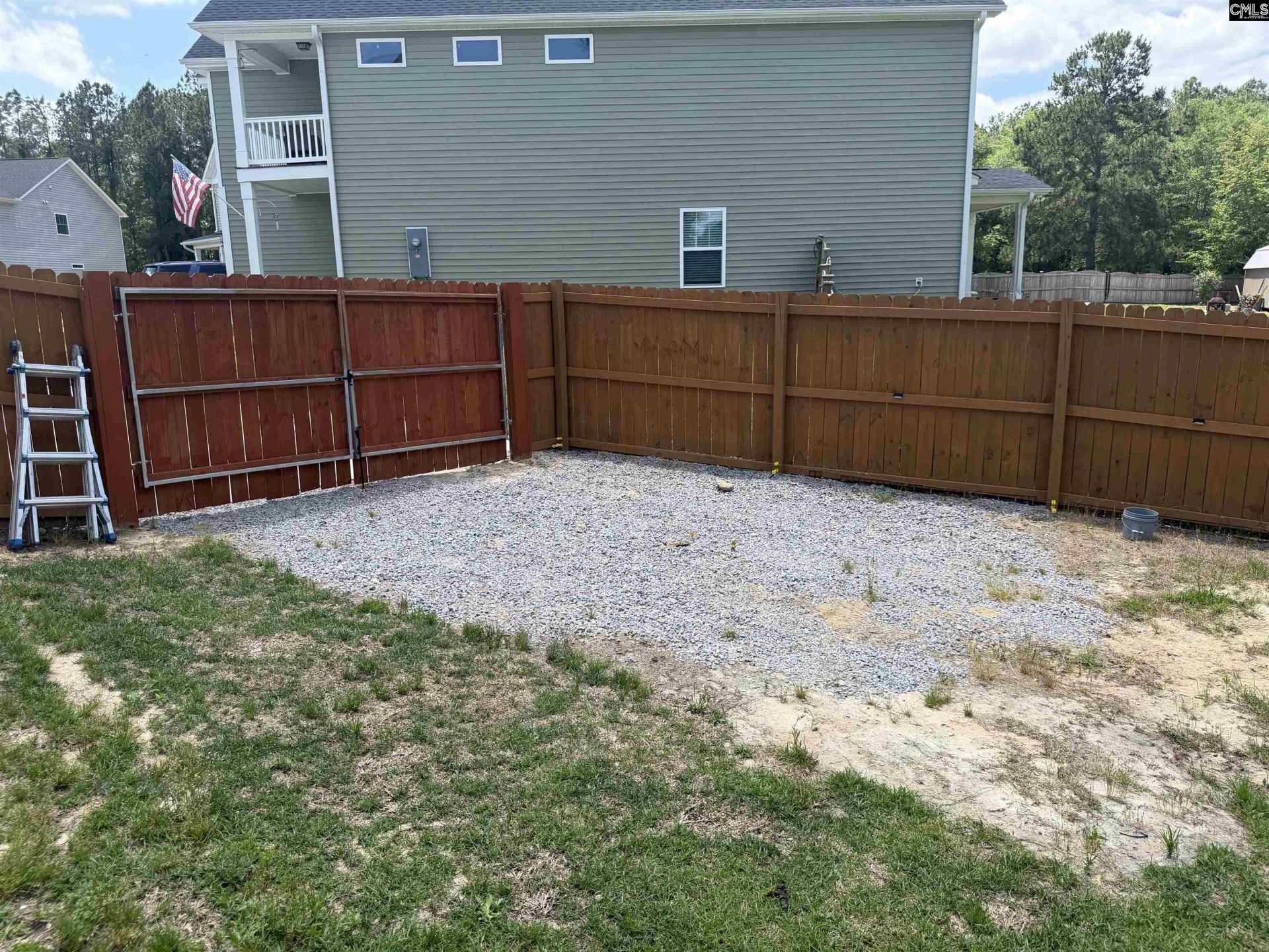 222 Sophie Court Photo 7