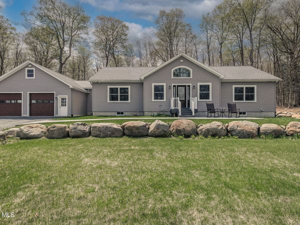323 N Shore Rd Peck, Gloversville, NY 12078