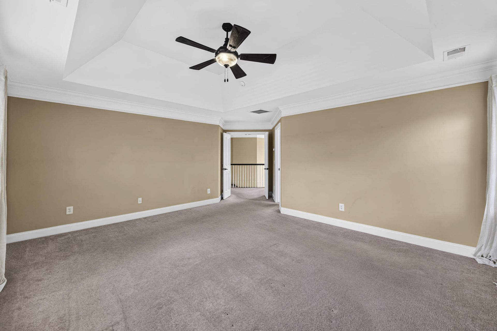 1011 Legacy Lane Photo 27