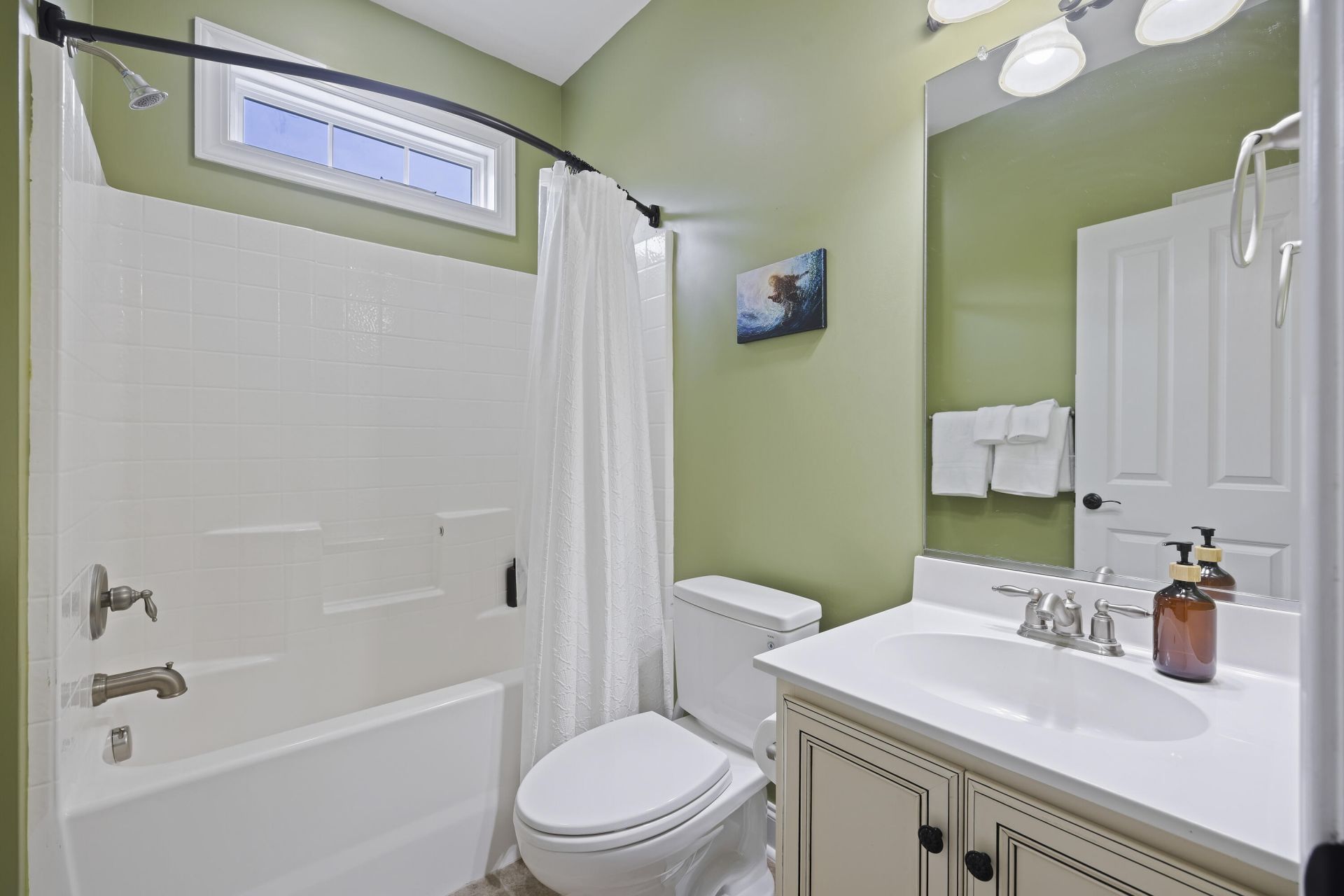 1011 Legacy Lane Photo 34