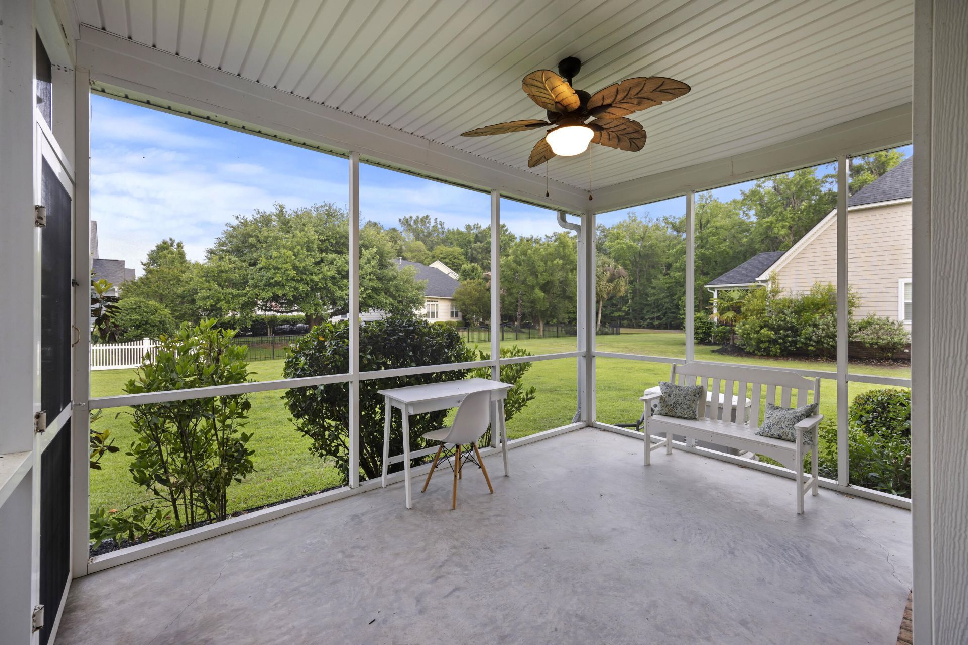 1011 Legacy Lane Photo 37
