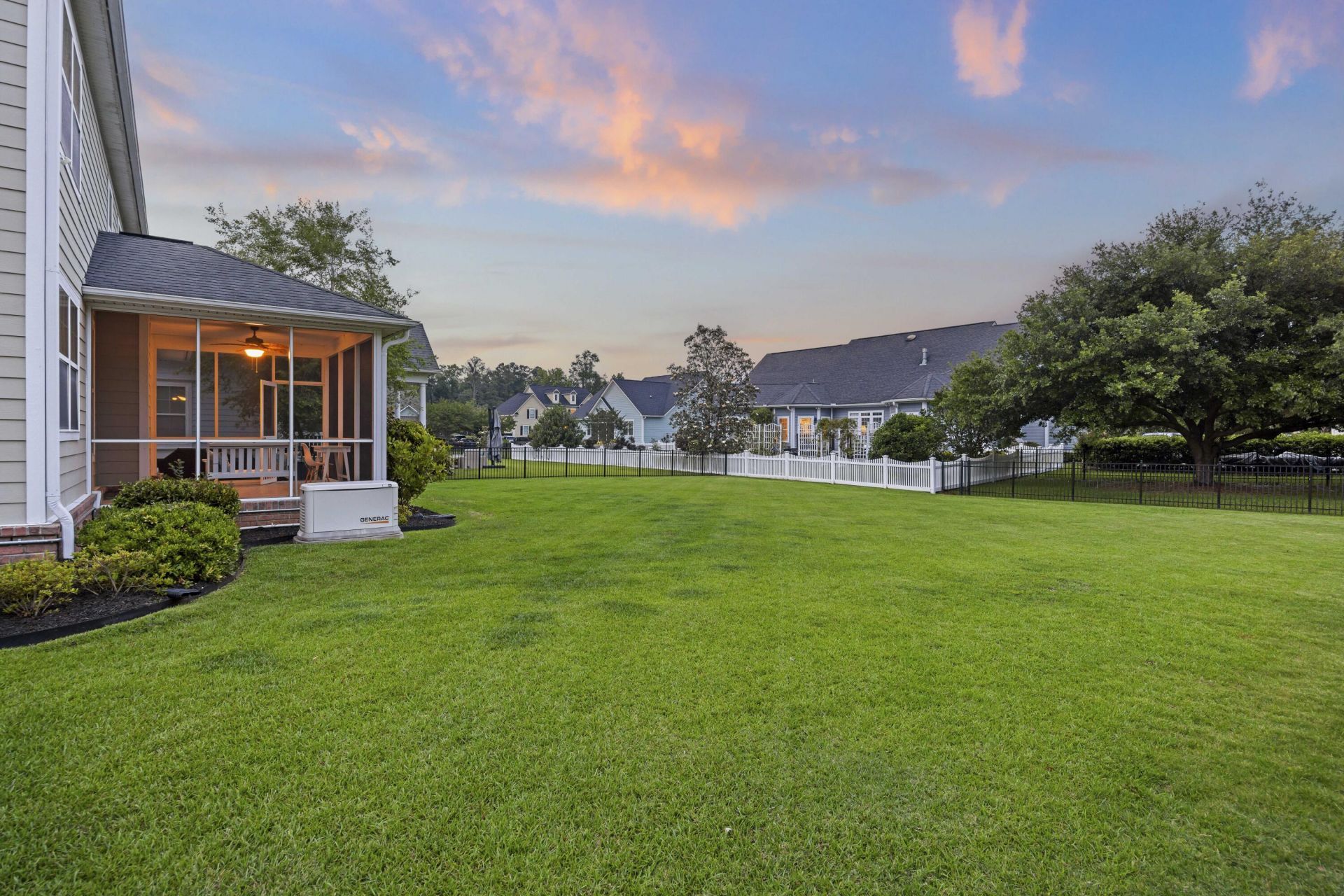 1011 Legacy Lane Photo 40
