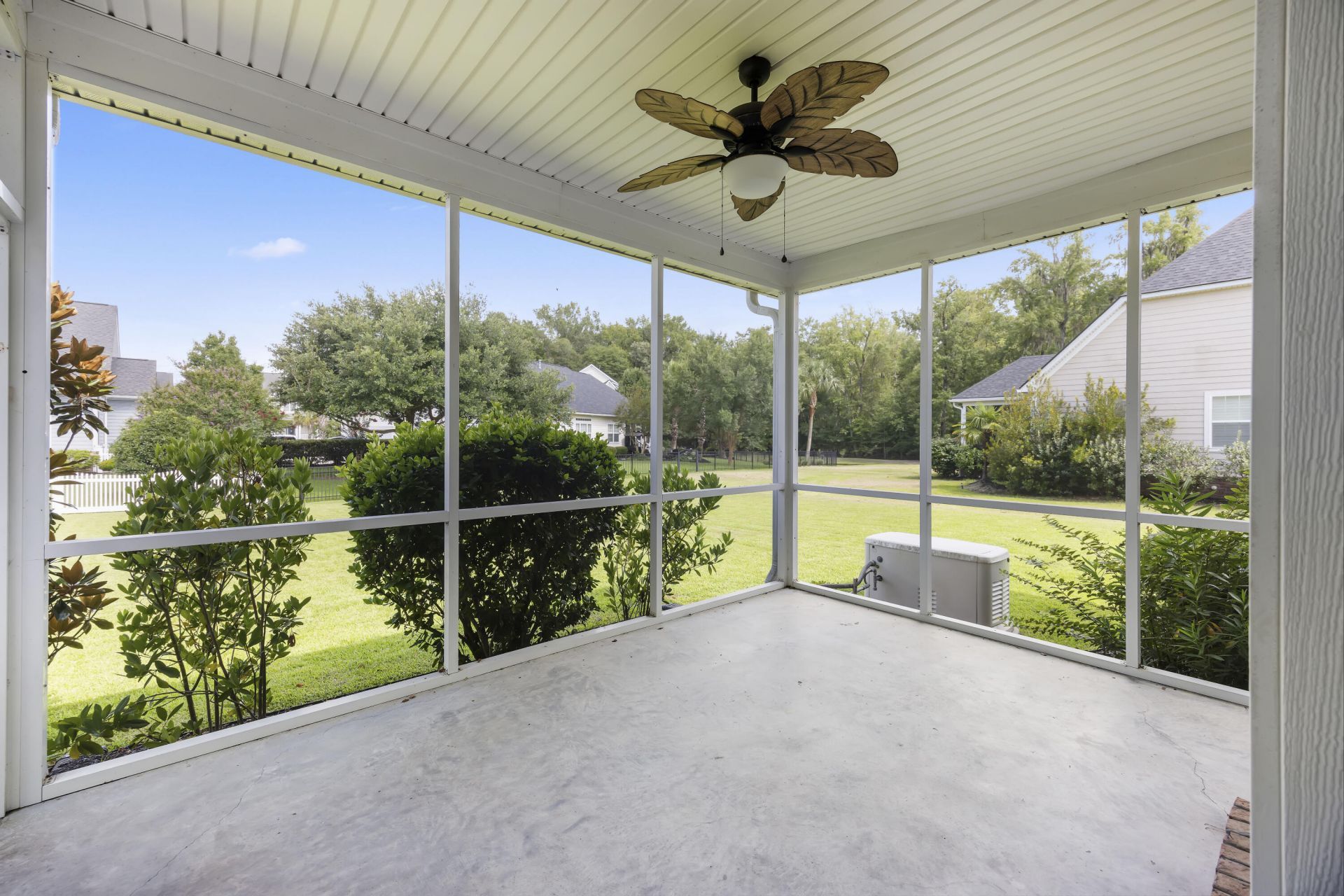 1011 Legacy Lane Photo 47