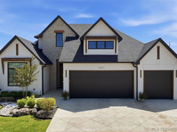 12011 W Vandalia Avenue, Tulsa, OK 74137