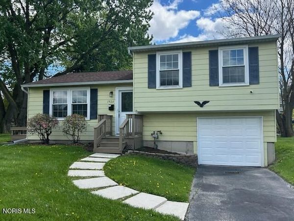 1920 Northwyck Drive , Toledo, OH 43611