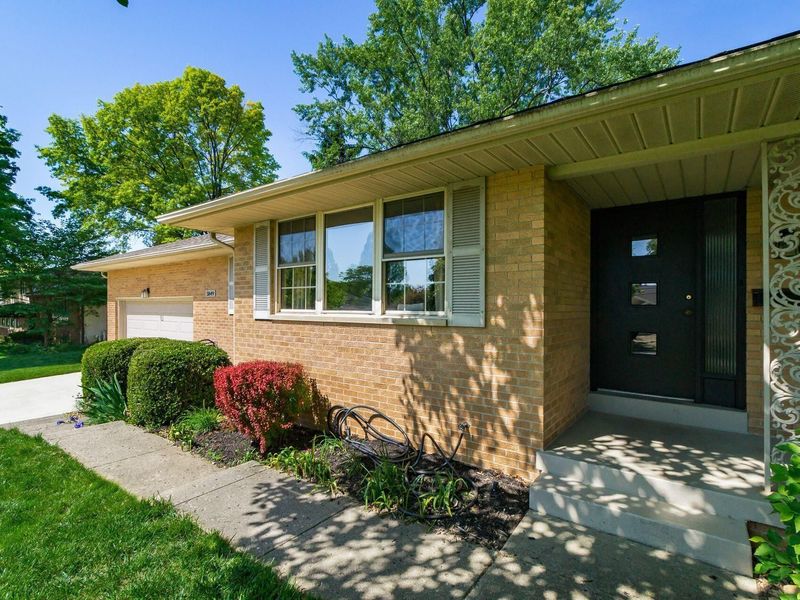 3849 Lyon Drive, Columbus, OH 43220 Photo 4